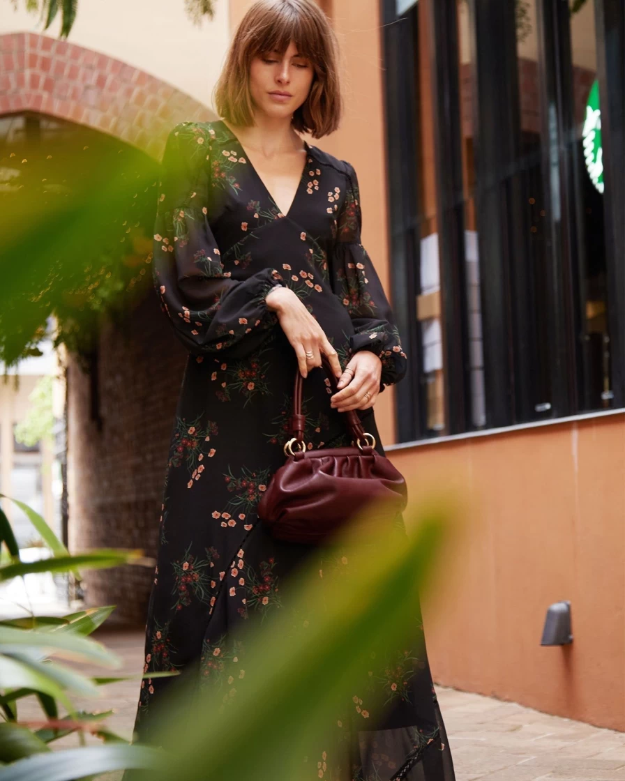 Belle & Bloom Women's In Your Dreams Black Maxi Dress - Elegant Long Flowy Evening Gown